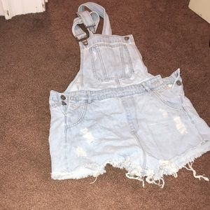 women’s overalls with pockets